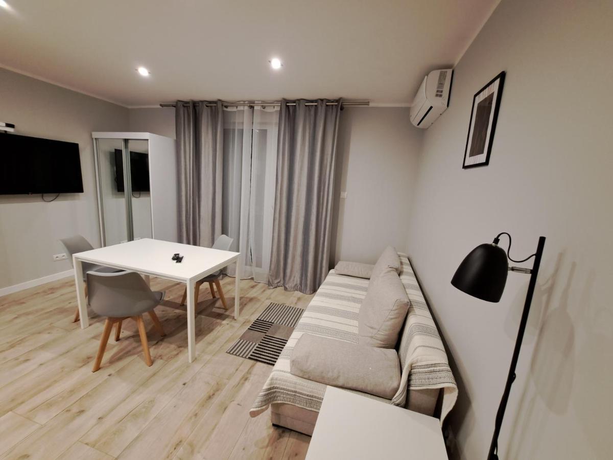 Hotel 1 بوتسك المظهر الخارجي الصورة