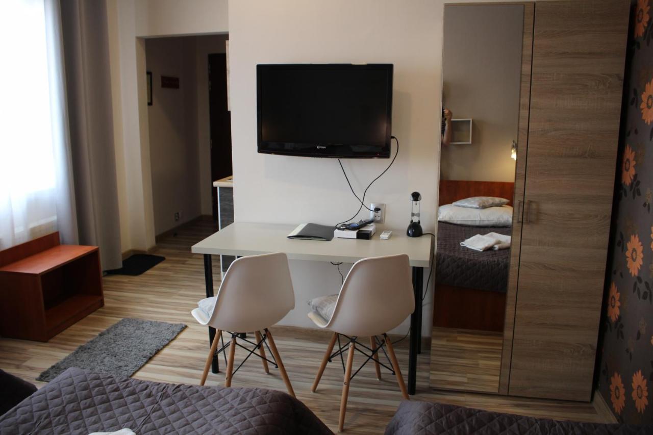 Hotel 1 بوتسك المظهر الخارجي الصورة